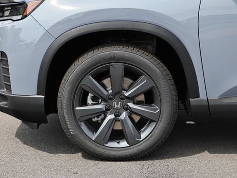 New 2026 Honda Pilot Sport image 7