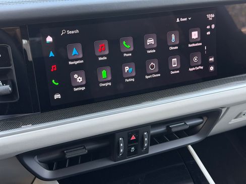 Certified 2025 Porsche Cayenne Turbo image 19