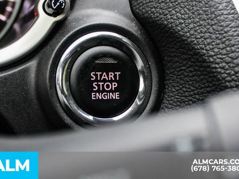 Used 2024 Mitsubishi Eclipse Cross SE image 29