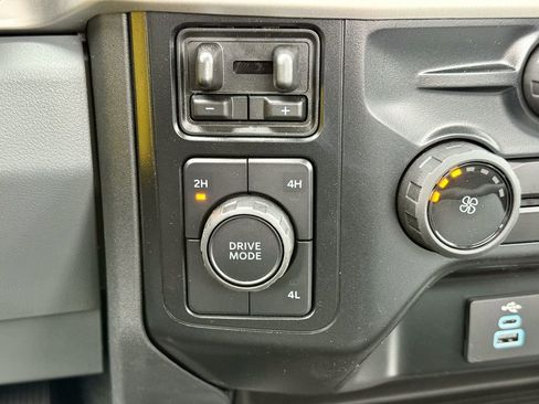 New 2024 Ford F550 4x4 Regular Cab Super Duty image 28