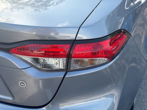 Used 2022 Toyota Corolla L FWD image 23