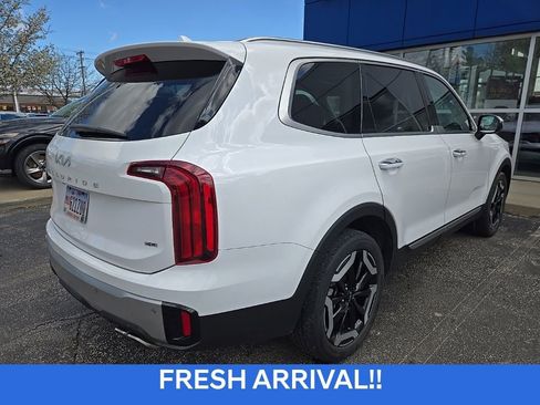 Used 2023 Kia Telluride S w/ S Sunroof Package image 4