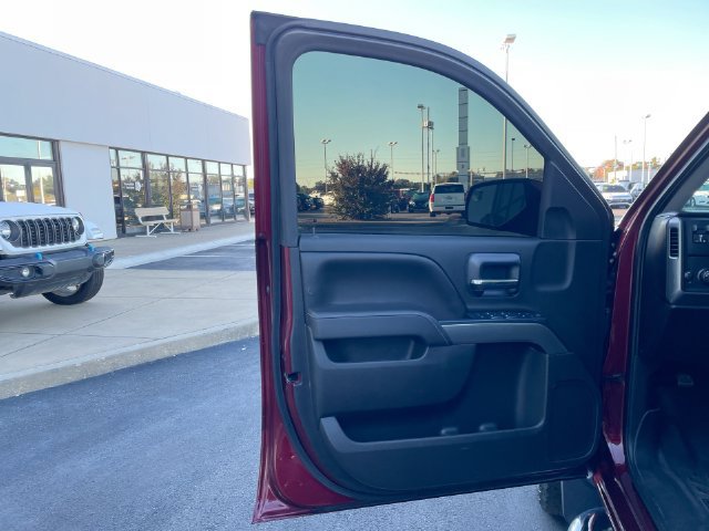 Used 2017 Chevrolet Silverado 1500 LT w/ All Star Edition RWD image 10