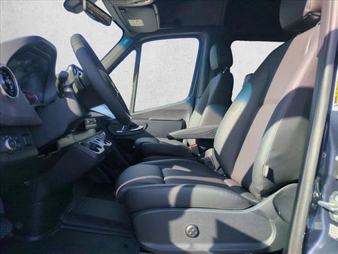 New 2026 Mercedes-Benz Sprinter 2500 image 4