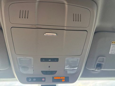 Used 2020 Buick Envision Essence w/ LPO, Cargo Package FWD image 23