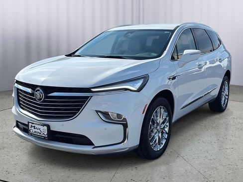 Used 2023 Buick Enclave Essence w/ Trailering Package, 5000 lbs. AWD/4WD image 1