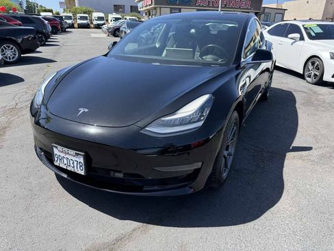 Used 2019 Tesla Model 3 Standard Range RWD image 3