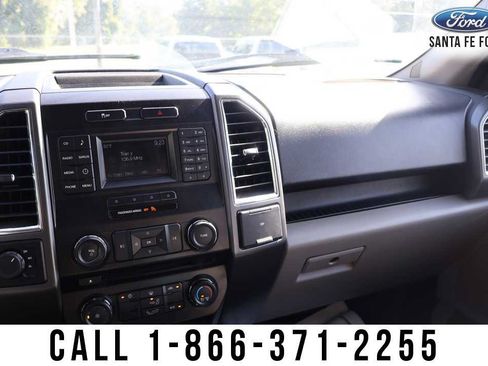 Used 2017 Ford F150 Platinum w/ Equipment Group 701A Luxury AWD/4WD image 41