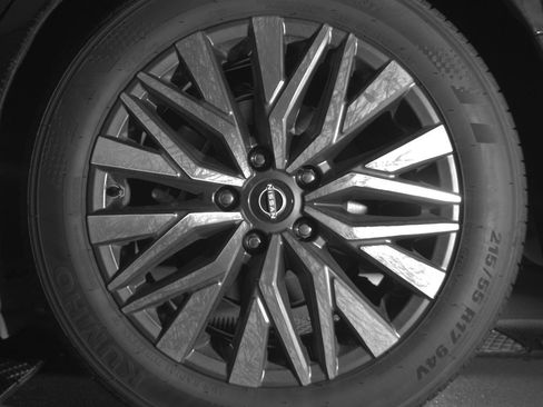 Used 2025 Nissan Altima 2.5 SV image 14