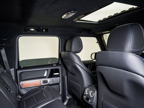 Used 2025 Mercedes-Benz G 63 AMG 4MATIC image 17