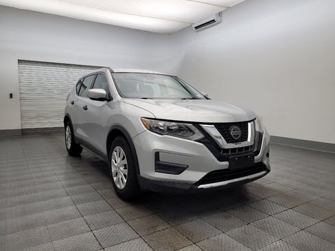 Used 2019 Nissan Rogue S image 13