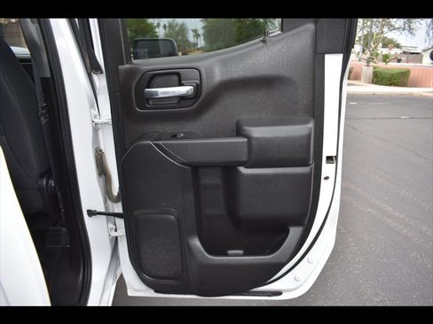 Used 2019 Chevrolet Silverado 1500 LT w/ Convenience Package image 29