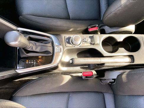 Used 2018 Toyota Yaris iA image 13