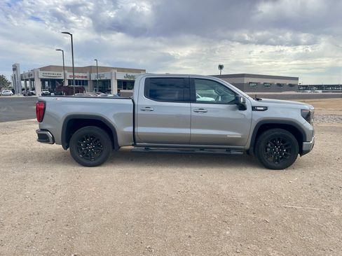 Used 2025 GMC Sierra 1500 Elevation w/ Elevation Premium Package AWD/4WD image 6