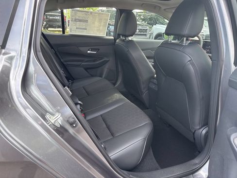 New 2026 Nissan Sentra SR w/ SR Premium Package FWD image 16