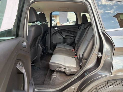 Used 2017 Ford Escape SE FWD image 27