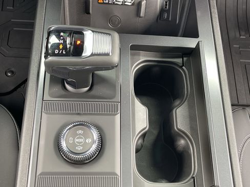 New 2026 GMC Hummer EV 4x4 Crew Cab image 50