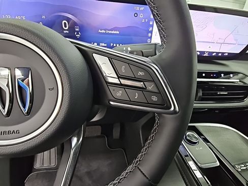 New 2026 Buick Enclave Preferred w/ Power Package image 27