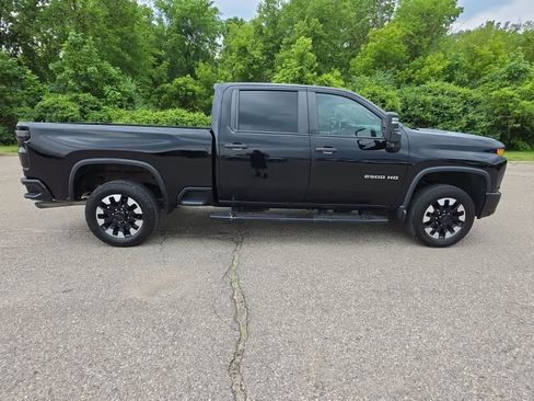 Used 2020 Chevrolet Silverado 2500 Custom w/ Custom Value Package AWD/4WD image 6