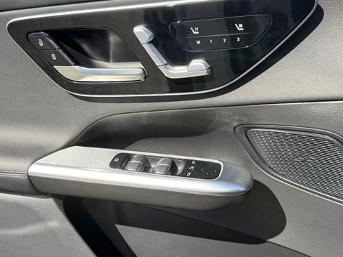 Used 2026 Mercedes-Benz GLC 300 image 20