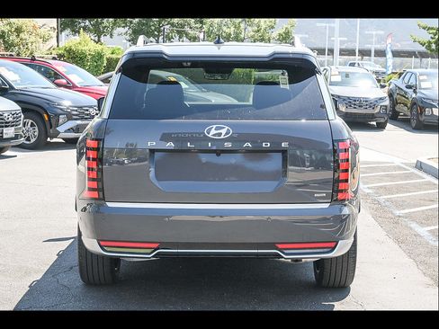New 2026 Hyundai Palisade Calligraphy AWD/4WD image 6