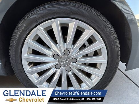 Used 2018 Audi A3 e-tron Premium image 19