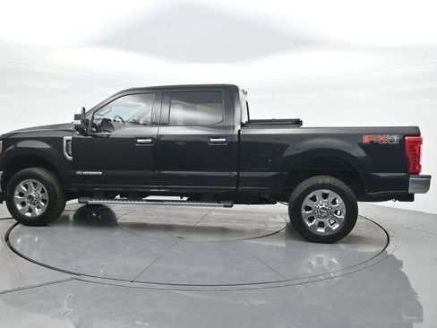 Used 2018 Ford F250 Lariat w/ Lariat Ultimate Package AWD/4WD image 8
