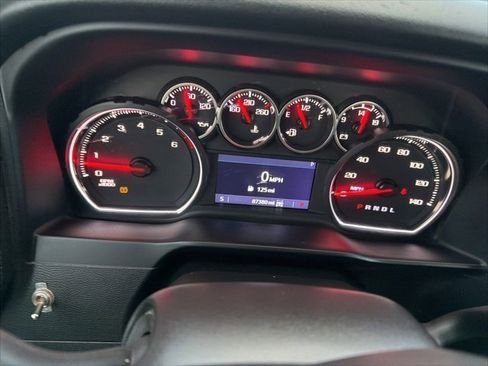 Used 2022 Chevrolet Silverado 2500 LT w/ Convenience Package image 14