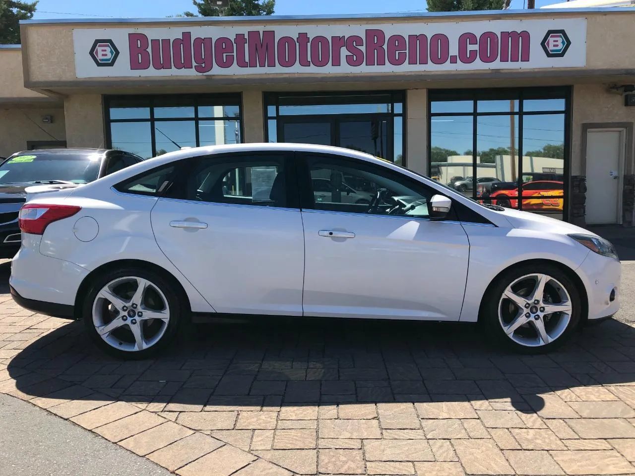 Used 2013 Ford Focus Titanium w/ Titanium Handling Pkg FWD image 1