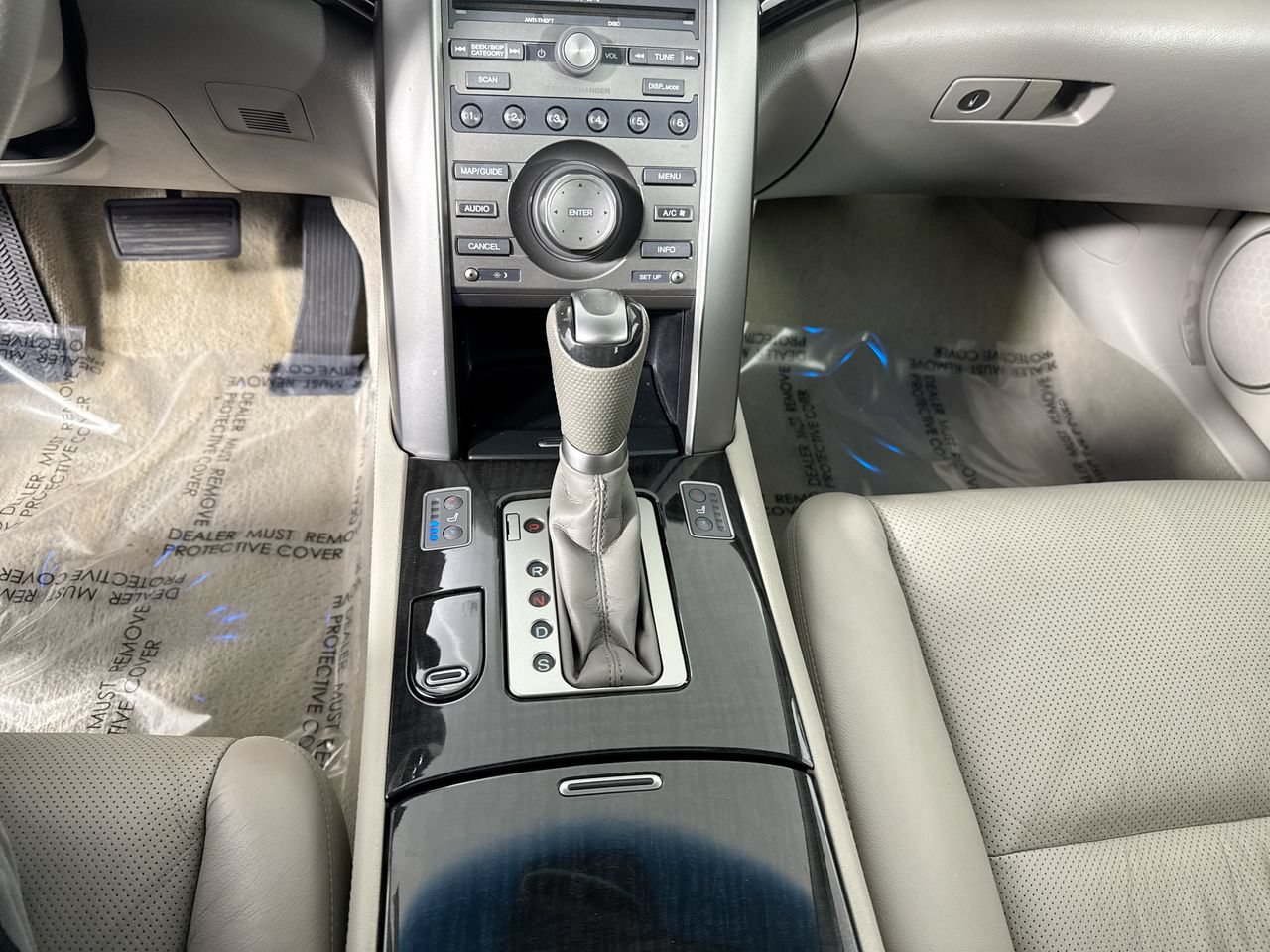 Used 2010 Acura RL w/ Technology Package AWD/4WD image 13