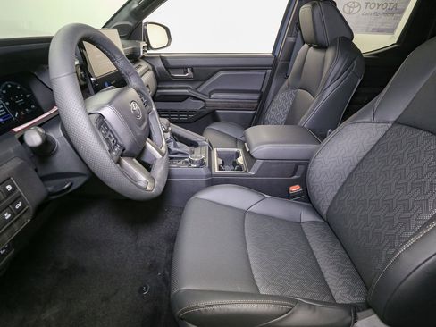 New 2026 Toyota Tacoma Limited AWD/4WD image 25
