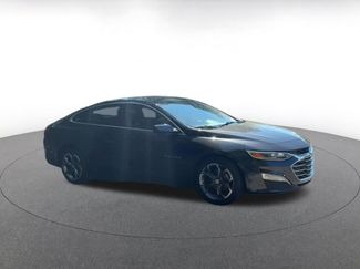 Used 2023 Chevrolet Malibu LT w/ Driver Confidence Package video 2