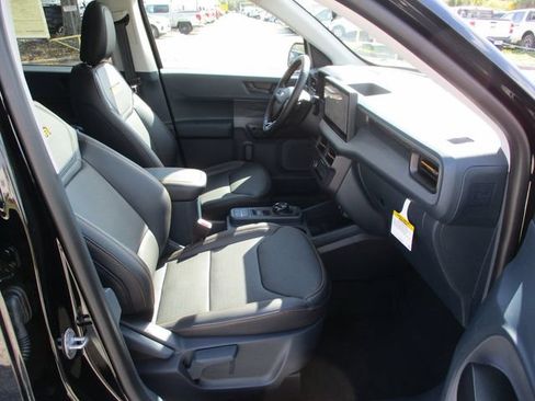 Used 2025 Ford Maverick Tremor AWD/4WD image 21