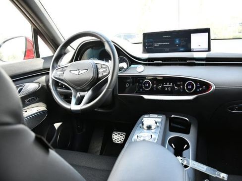 Used 2025 Genesis GV70 3.5T Sport AWD/4WD image 23