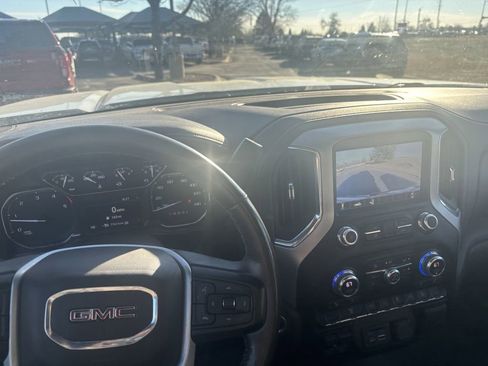 Used 2022 GMC Sierra 2500 SLT w/ Gooseneck/5TH Wheel Package image 8