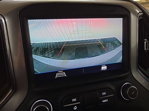 Used 2022 Chevrolet Silverado 1500 LT w/ Z71 Off-Road Package image 23