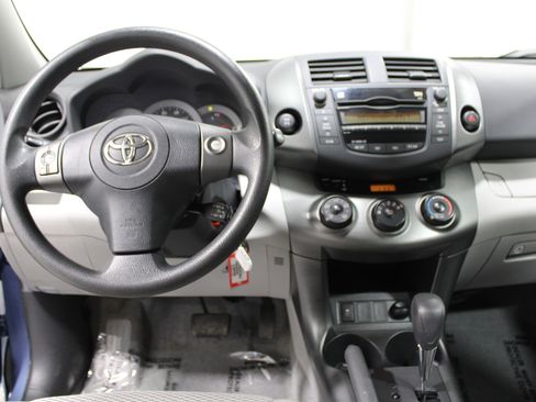 Used 2011 Toyota RAV4 w/ Upgrade Value Pkg image 2