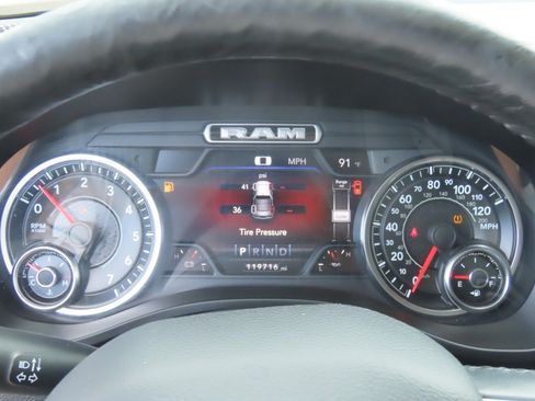 Used 2020 RAM 1500 Laramie AWD/4WD image 28