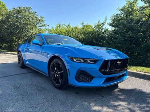 Used 2024 Ford Mustang GT RWD image 1
