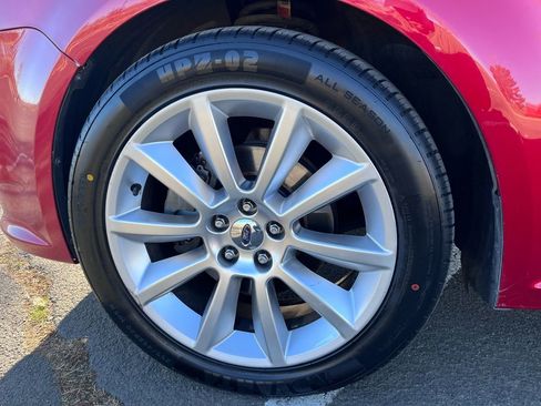 Used 2011 Ford Flex Limited w/ Rapid Spec Order Code image 9