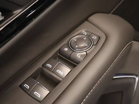 New 2026 Chevrolet Suburban Premier AWD/4WD image 11