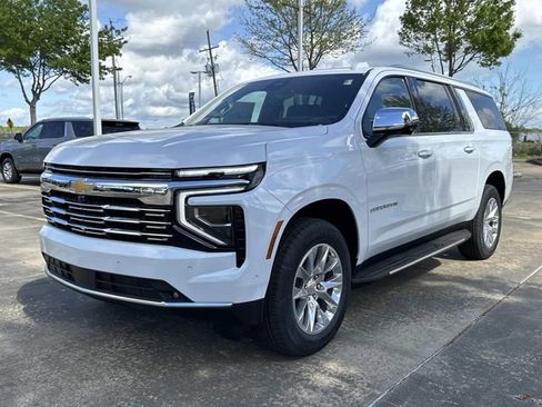 New 2026 Chevrolet Suburban Premier RWD image 3