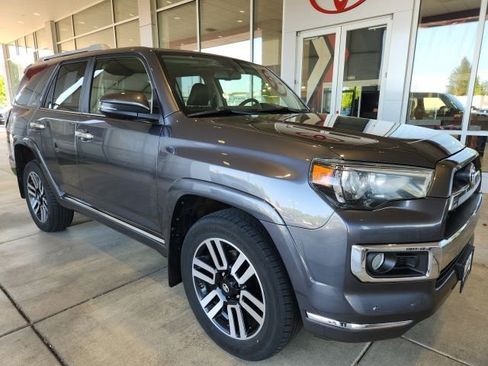 Certified 2016 Toyota 4Runner Limited AWD/4WD image 4