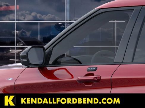 Used 2026 Ford Explorer ST-Line w/ ST-Line Street Pack AWD/4WD image 20