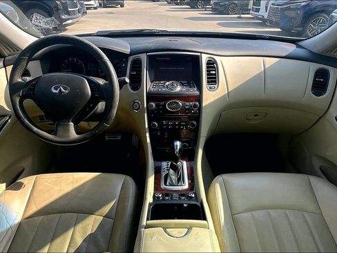 Used 2016 INFINITI QX50 AWD w/ Technology Package image 17