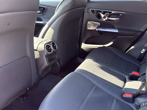 Certified 2025 Mercedes-Benz GLC 300 4MATIC image 60