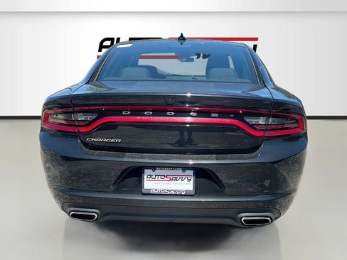 Used 2023 Dodge Charger SXT w/ Cold Weather Package RWD image 6