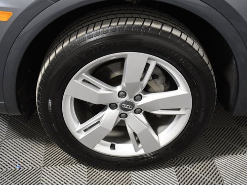 Used 2018 Audi Q5 2.0T Premium Plus w/ Premium Plus Package image 11