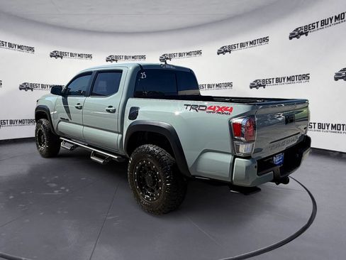 Used 2023 Toyota Tacoma TRD Off-Road w/ TRD Premium Off Road Package AWD/4WD image 6