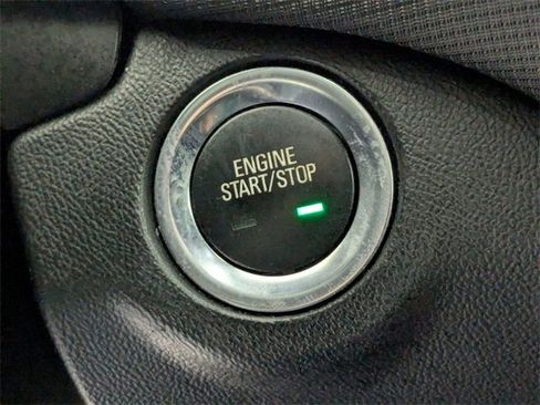 Used 2022 Chevrolet Equinox RS image 22